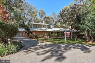8300 Fenway Rd, Bethesda, MD 20817