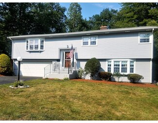 12 Venus Dr, Worcester, MA 01605