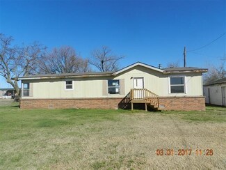 1284 Oklahoma 37, Minco, OK 73059