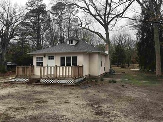 1804 4th Ave, Egg Harbor City, NJ 08215