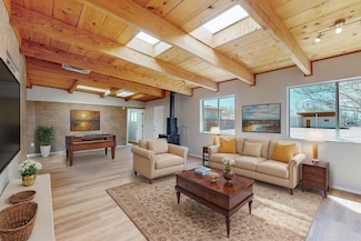 1630 Bonaguidi Rd SW, Albuquerque, NM 87105