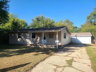 4635 S Glenn Ave, Wichita, KS 67217