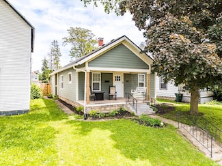 1712 S Elm St, Muncie, IN 47302