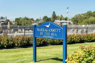 143 Beach Ave Unit 104, Kennebunk, ME 04043