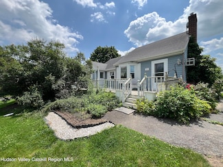 56 Wendell St, Ravena, NY 12143
