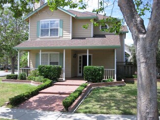 1 New Britain Cir, Salinas, CA 93906
