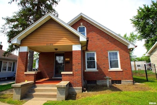 2128 Bellevue Ave, Bettendorf, IA 52722