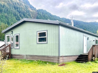 8477 Thunder Mountain Mhp Unit Sp 87, Juneau, AK 99801