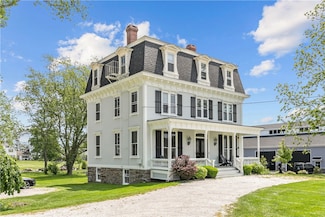 2951 E Main Rd Unit 4, Portsmouth, RI 02871