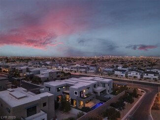10253 Green Ember Dr, Las Vegas, NV 89135