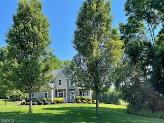 9 Walnut Trail, Newton, NJ 07860