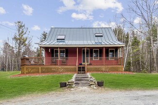 40 Red House Rd, Newbury, NH 03255