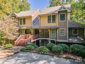 150 Saddle Notch Ln, Glenville, NC 28736