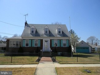 311 Warwick Ave, Essington, PA 19029