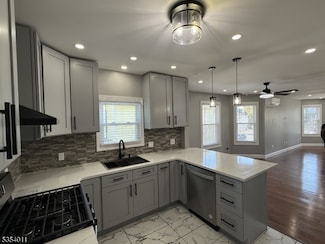 25 Myrtle St, Bloomfield, NJ 07003