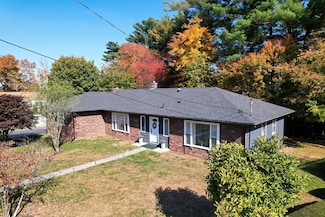 28 Downing Dr, West Warwick, RI 02893