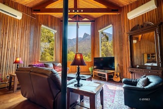 54950 Forest Haven Dr, Idyllwild-Pine Cove, CA 92549