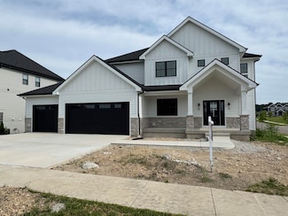 901 Westbridge Ct, Waunakee, WI 53597