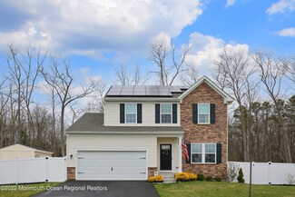 55 Portsmouth Ln, Tuckerton, NJ 08087