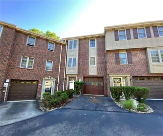13 Hennig Dr, Pittsburgh, PA 15236