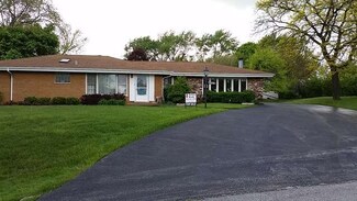 6230 Gaynelle Rd, Tinley Park, IL 60477