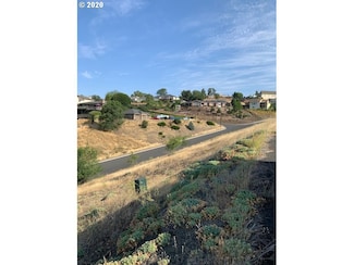 740 N Main St, Pendleton, OR 97801
