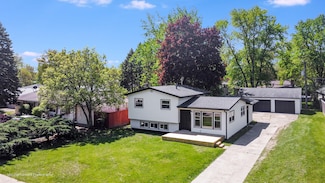 11 Durango Rd, Montgomery, IL 60538