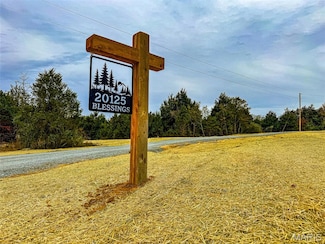 20125 Blessings Ln, Farmington, MO 63640