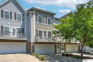 16754 Arcadia Plaza Unit 44, Omaha, NE 68116