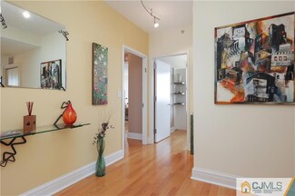 1 Spring St Unit 1701, New Brunswick, NJ 08901