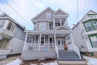 405 Victory Ave, Schenectady, NY 12307