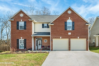 1608 Spring Oak Ln, Lenoir City, TN 37772