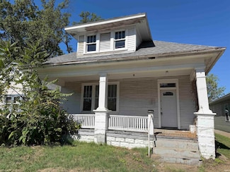 830 Madison Ave, Evansville, IN 47713