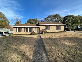 3035 Mustang Dr, Columbus, GA 31909