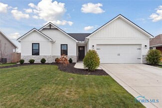 203 Kierra Ln, Swanton, OH 43558