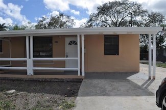 6930 Liberty St, Hollywood, FL 33024