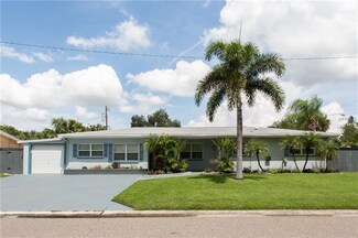 163 74th Ave N, Saint Petersburg, FL 33702