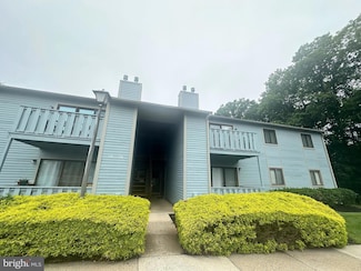 1103 Woodhollow Dr, Marlton, NJ 08053