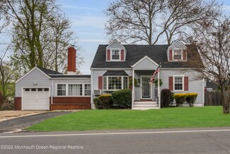267 Leonardville Rd, Belford, NJ 07718