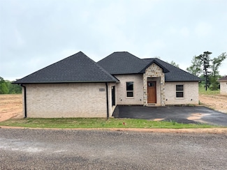 285 County Road 4323, Pittsburg, TX 75686