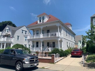 30 Saint Andrew Rd Unit 32, Boston, MA 02128