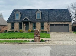 8510 Twin Springs Dr, Sellersburg, IN 47172