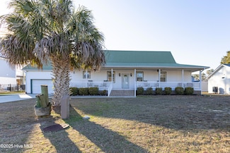 321 NE 60th St, Oak Island, NC 28465
