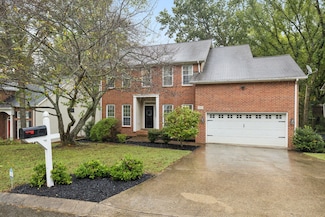 661 Magnolia Ln, Nashville, TN 37211