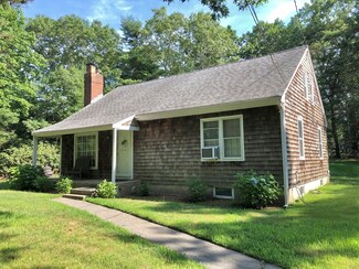 79 Sandwich Rd, Plymouth, MA 02360
