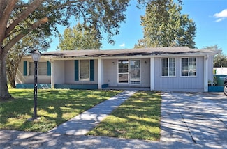 1468 E Lombardy Dr, Deltona, FL 32725