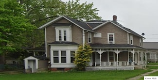 65 W College St, Fredericktown, OH 43019