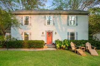 5205 Falling Leaves Ln, Mc Farland, WI 53558