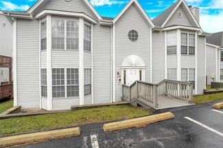 1716 Whispering Creek Dr Unit C, Ballwin, MO 63021