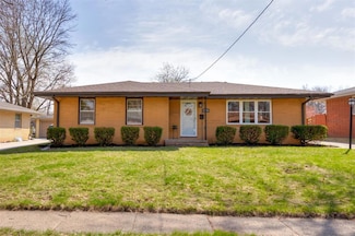 4207 41st St, Des Moines, IA 50310